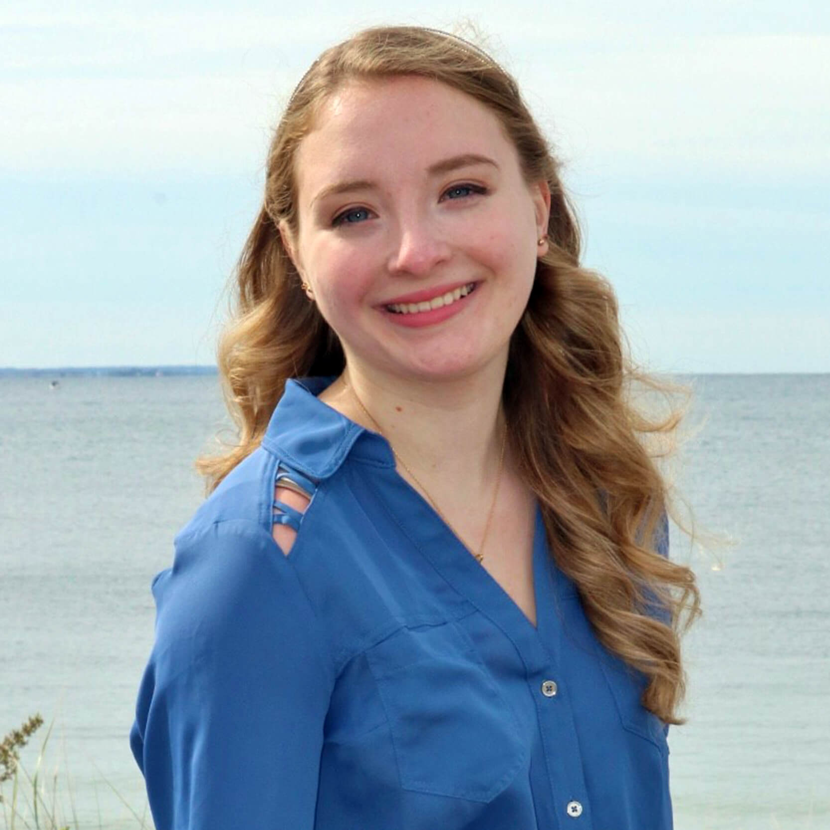 julia vassallo headshot - special needs financial planner